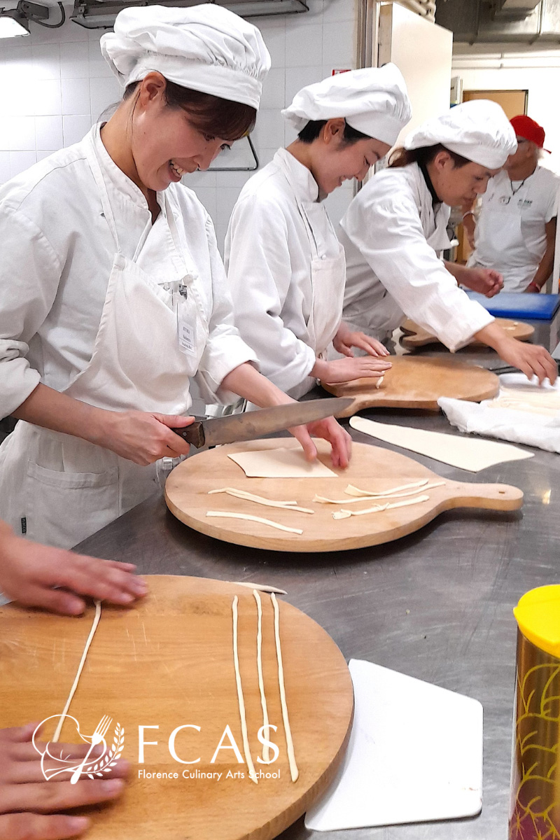 イタリア料理留学　イタリア家庭料理　2024年留学